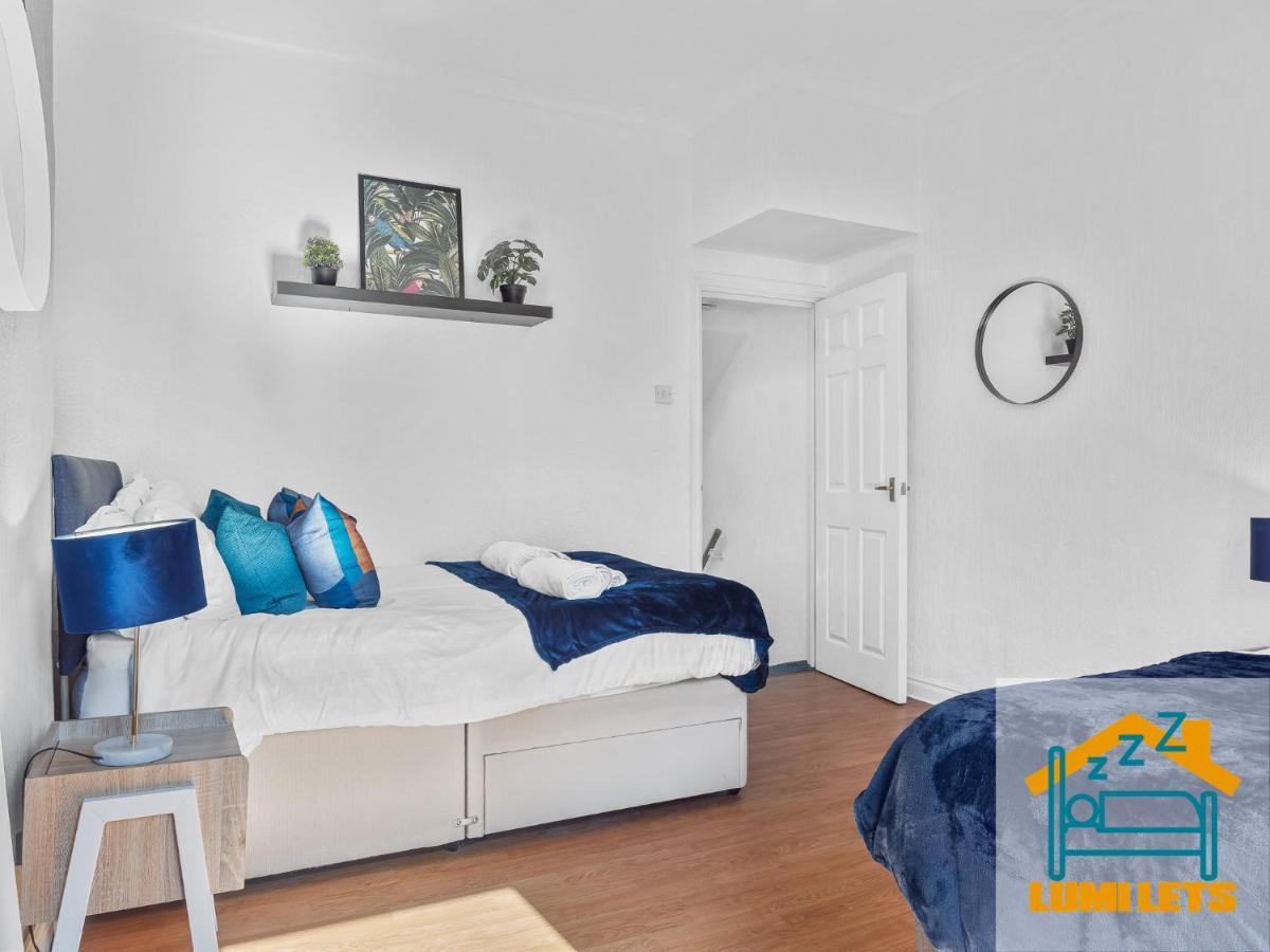 2Br Home In Barrow-In-Furness Sleeps 8 Close To Bae Systems, Hospital, Lakes Esterno foto